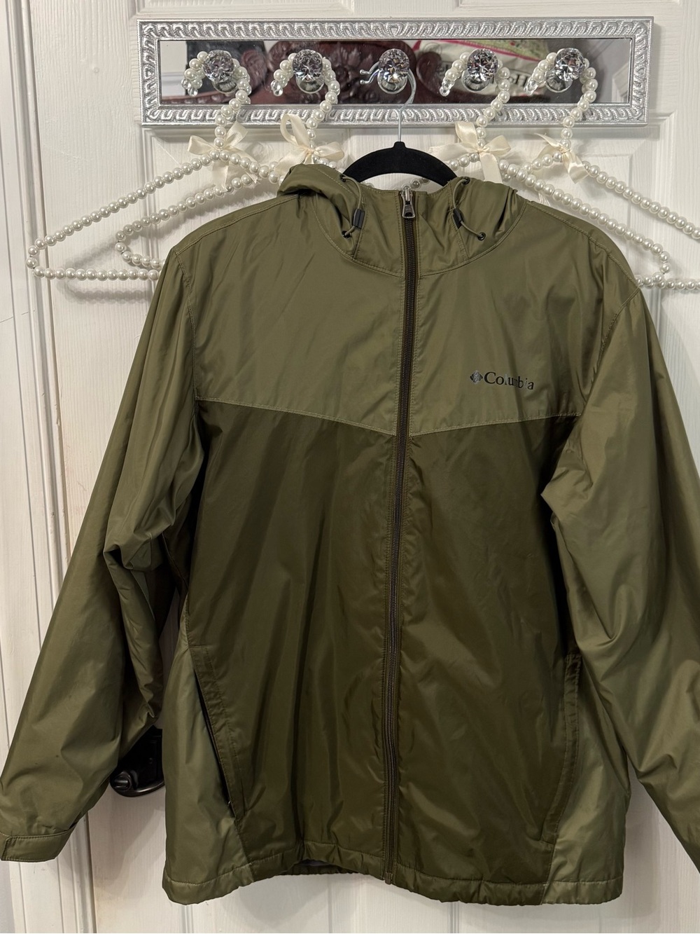 Columbia Men's Olive Two-Tone Hooded Windbreaker
